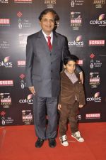 at Screen Awards red carpet in Mumbai on 12th Jan 2013 (16).JPG